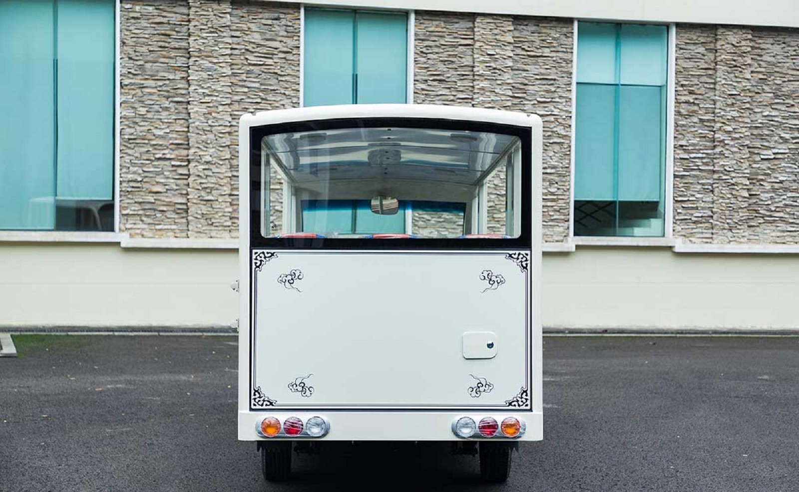 14座電動(dòng)觀光車(chē)